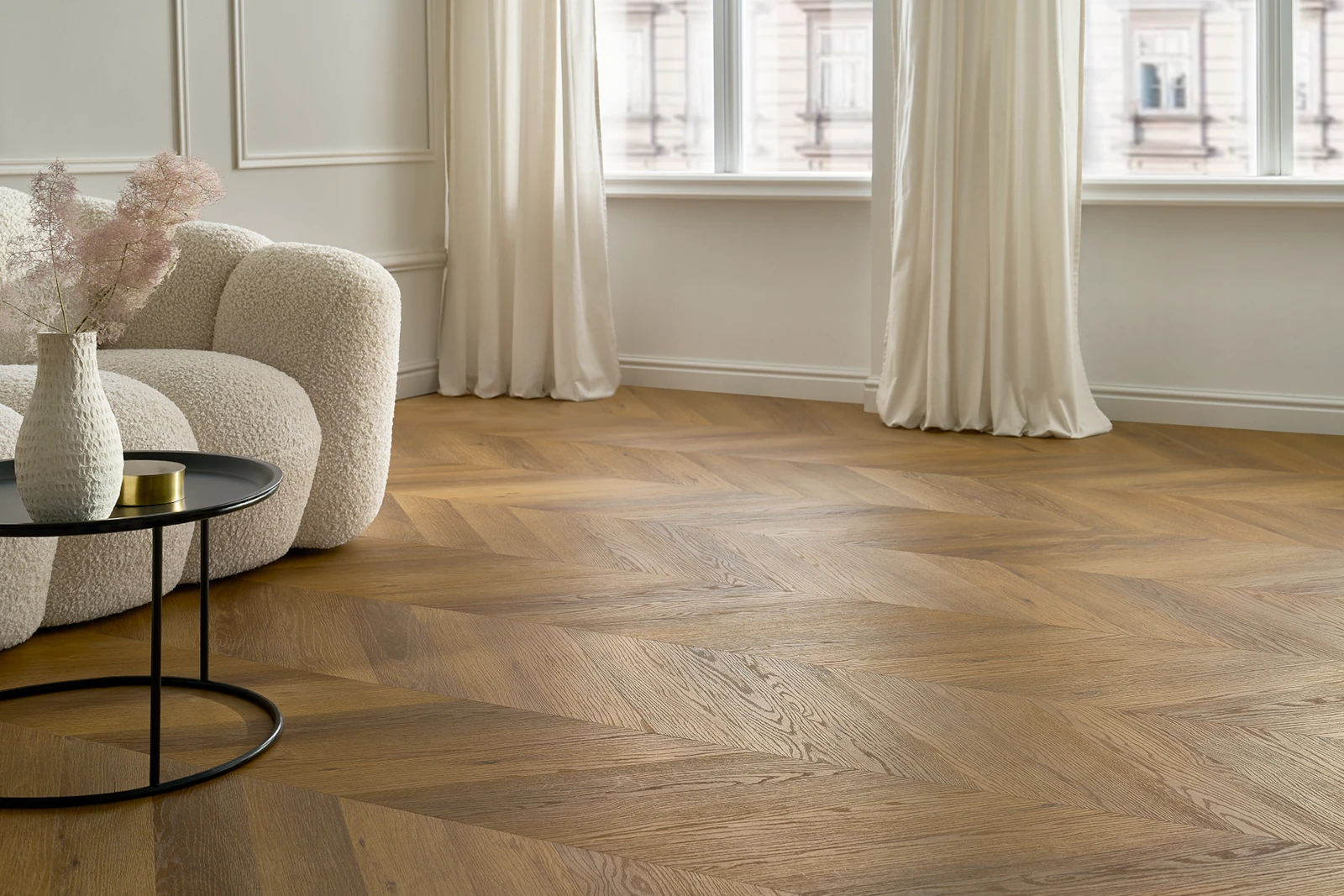 LVT-vinilna-talna-obloga-Chevron-Frisco-Oak-41472-ambient