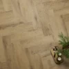 LVT-vinilna-talna-obloga-ribja-kost-Garda-Oak-42705-ambient